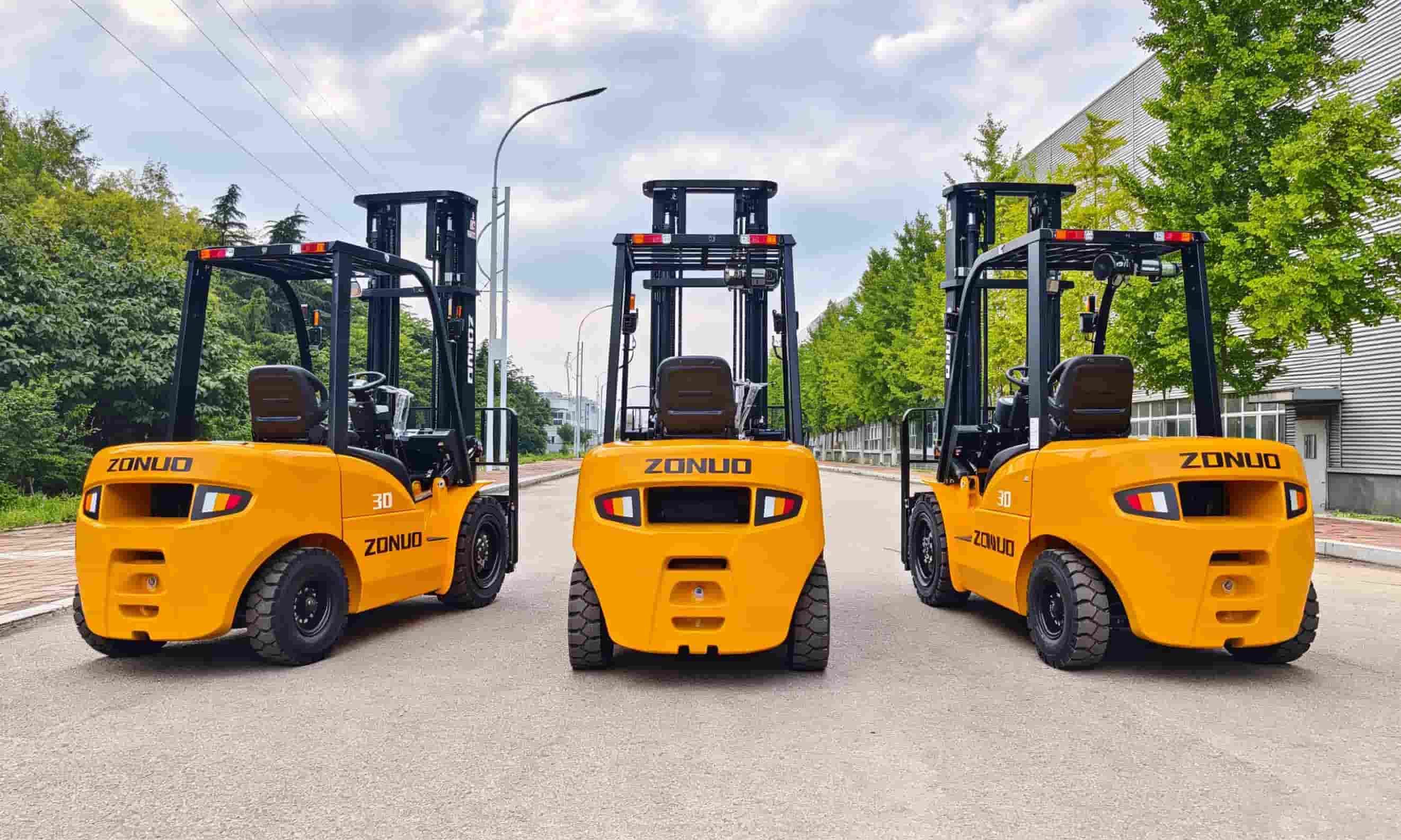 3 Tonne Diesel Powered Lift Truck 3 Tonne Diesel Powered Lift Truck