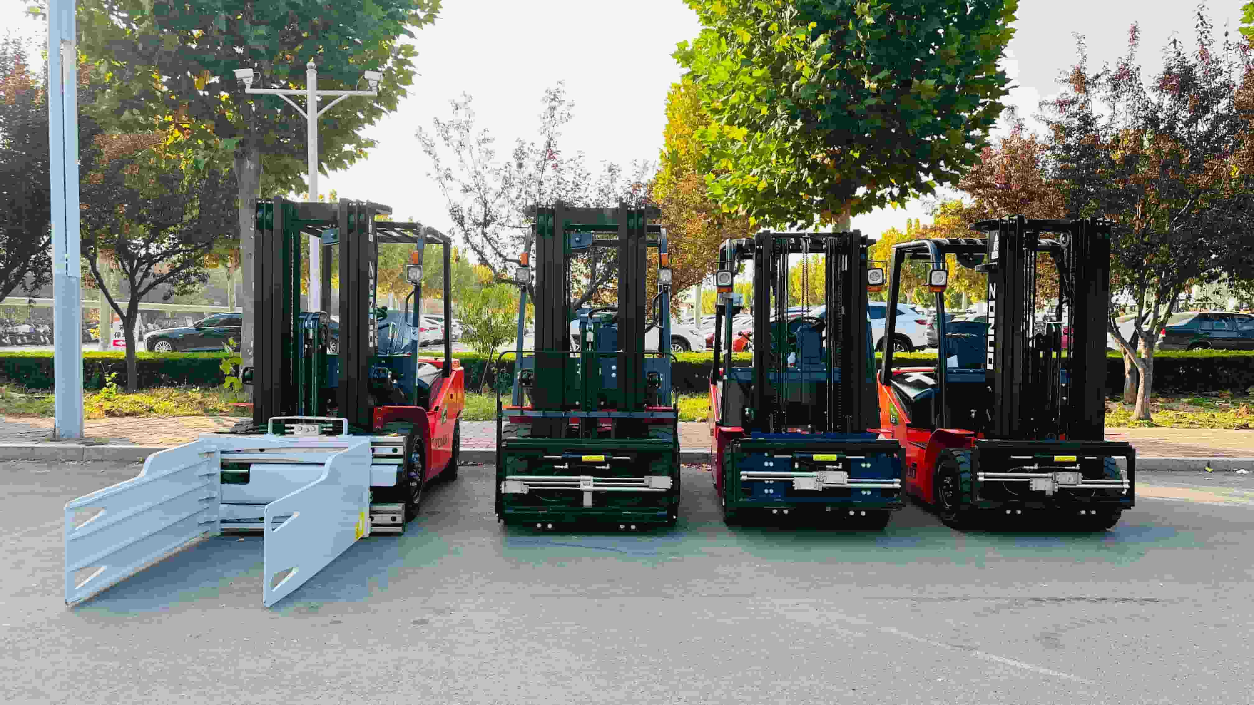1.5 Ton Lithium Battery Electric Forklift 1.5 Ton Lithium Battery Electric Forklift